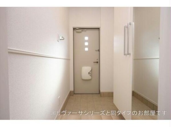 パッシィオーネ　Wの物件内観写真